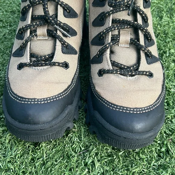 Reebok Rare Vintage 1995 Etna Mid Olive Canvas & Black Hiking Boots Size 7 1/2